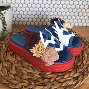 NWOT Claudia Cademartori slides Size EU 36 US 6